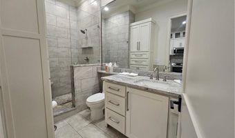 97 Perth Dr A, Bella Vista, AR 72715