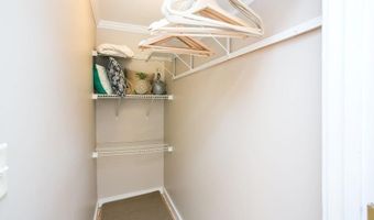 45 Holland St, Newport, RI 02840