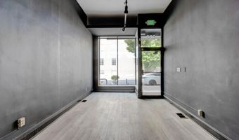 827 N HOWARD St, Baltimore, MD 21201