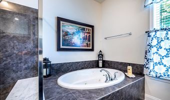 33 S Crossing Way, Bethel, CT 06801