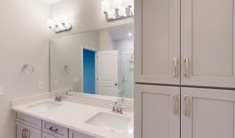 2724 Hunter Woods Dr, Apex, NC 27502