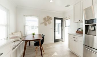 5743 Chesley Ave, Los Angeles, CA 90043