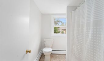 91 Warren Ave, Cranston, RI 02920