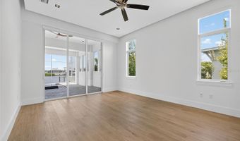 5718 TYBEE ISLAND Dr, Apollo Beach, FL 33572