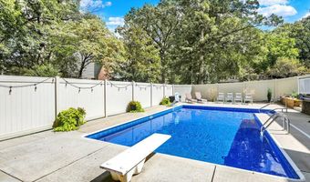 13 EDGEDALE Ct, Reading, PA 19610