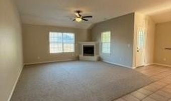 1210 SW Apache Dr, Bentonville, AR 72712