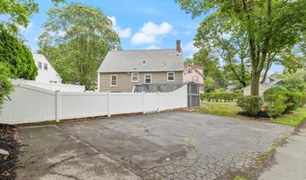 23 Warren St, Beverly, MA 01915