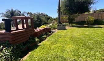 706 W Winterhaven Rd, Fallbrook, CA 92028