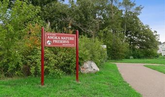 4212 Parkview Ln, Anoka, MN 55303