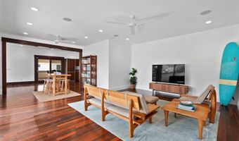 47 Kaapuni Dr, Kailua, HI 96734