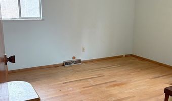 42 Walker St, Athens, OH 45701