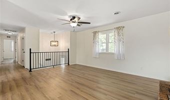 9 Oriole Dr, Agency, MO 64401