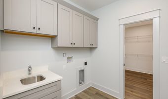 1524 Kais St, Baker, FL 32531