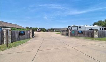 1 Augusta Cir, Aransas Pass, TX 78336