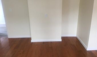 74 W 7TH St 3, Bayonne, NJ 07002