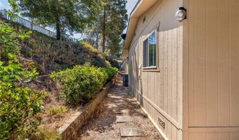 8975 Lawrence Welk 217, Escondido, CA 92026