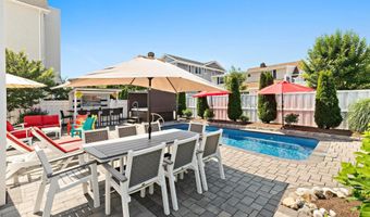 118 DOLPHIN Ave, Beach Haven, NJ 08008