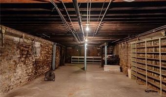 710 Commercial St, Atchison, KS 66002