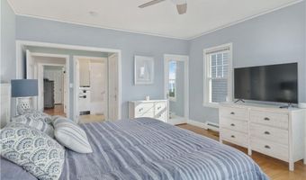 112 Esplanade, Middletown, RI 02842