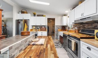 706 E Cottontail Rd, Central, UT 84722