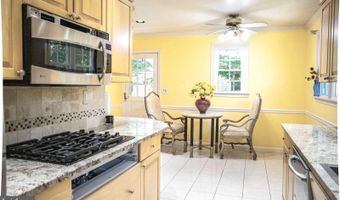 6602 TUSCULUM Rd, Bethesda, MD 20817