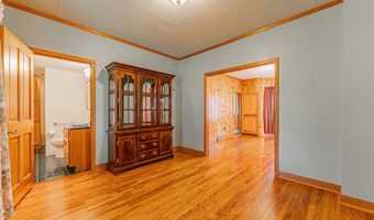 102 S Oak St, Arrowsmith, IL 61722