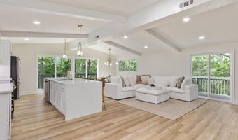 139 LAURA Ct, Basye, VA 22810