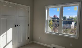 404 Chad Trl, Arlington, WI 53911