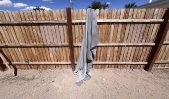 419 Dallas Street SE Unit Apt B, Albuquerque, NM 87108