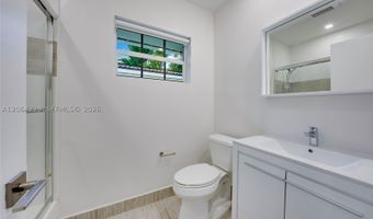 52 Camden Dr, Bal Harbour, FL 33154