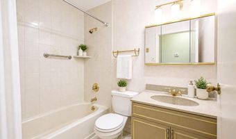47 Harbor N, Amityville, NY 11701