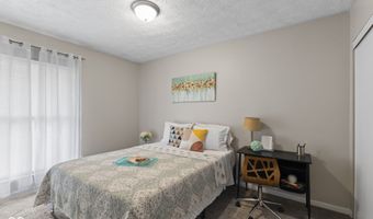 159 Village Rd, Bargersville, IN 46106