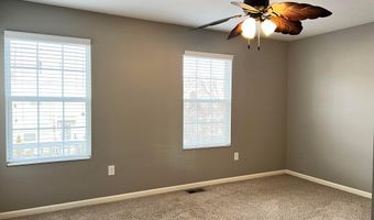 109 Gifford Rd 32, Columbus, OH 43235
