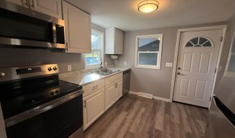 1620 E RANDALL Ave, Appleton, WI 54911