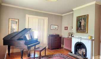 151 Kenduskeag Ave, Bangor, ME 04401
