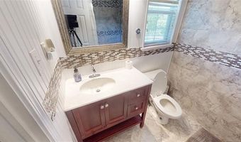 2205 E Foster Dr, Ada, OK 74820