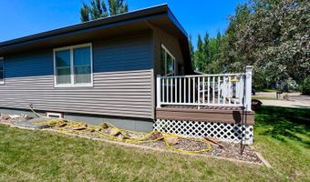 205 5th Ave NW, Bowman, ND 58623