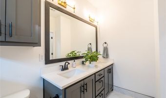 87 Leicester Dr, Bella Vista, AR 72714