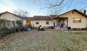 923 W 10th St, Baxter Springs, KS 66713