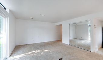 519 D'Onofrio Dr 3, Madison, WI 53719