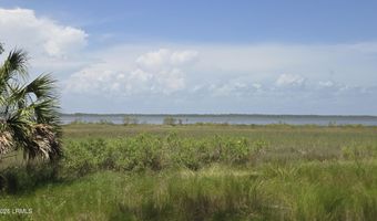 7 Turnstone Dr N, Beaufort, SC 29907