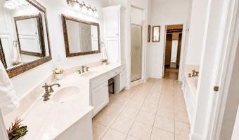 11001 Shoreline Dr, Baton Rouge, LA 70809