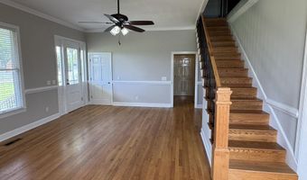 102 W Lane St, Albertville, AL 35950