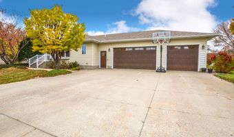 2107 SE Crystal Ave, Aberdeen, SD 57401