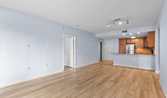 888 N QUINCY St 1411, Arlington, VA 22203