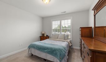 118 W Sand Luggs Ct, Angier, NC 27501