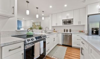 375- A Haleloa Pl A601, Honolulu, HI 96821