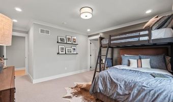 4481 FARM VIEW Dr, Ann Arbor, MI 48105