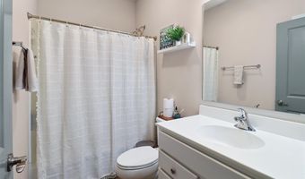 1421 Primrose Dr SE, Altoona, IA 50009