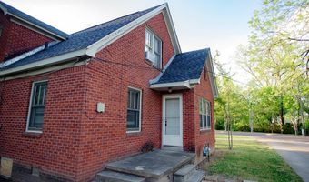 202 Creek Dr, Batesville, MS 38606